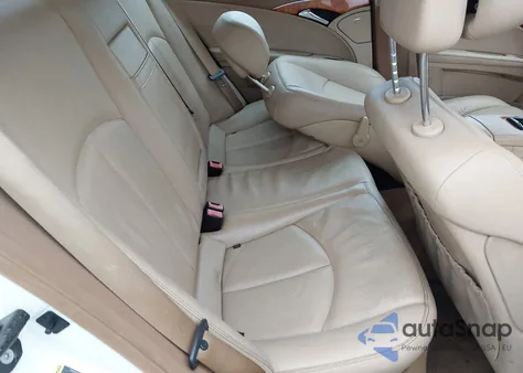 2008 Mercedes-Benz E 350 4Matic z USA, uszkodzony, nr VIN WDBUF87X28B219042